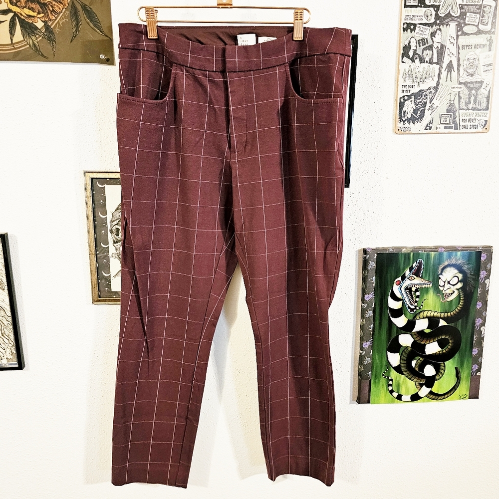 Burgundy cigarette pants